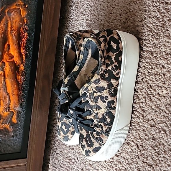STEVE Madden cheetah sneakers Steve Madden cheetah platform sneakers leopard - Picture 5 of 14